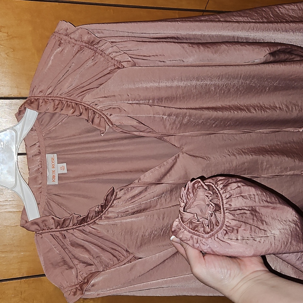 Who What Wear Mauve Blouse with Ruffle Details - Picture 2 of 3